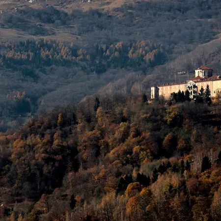 アパートホテル Santuario Di Graglia